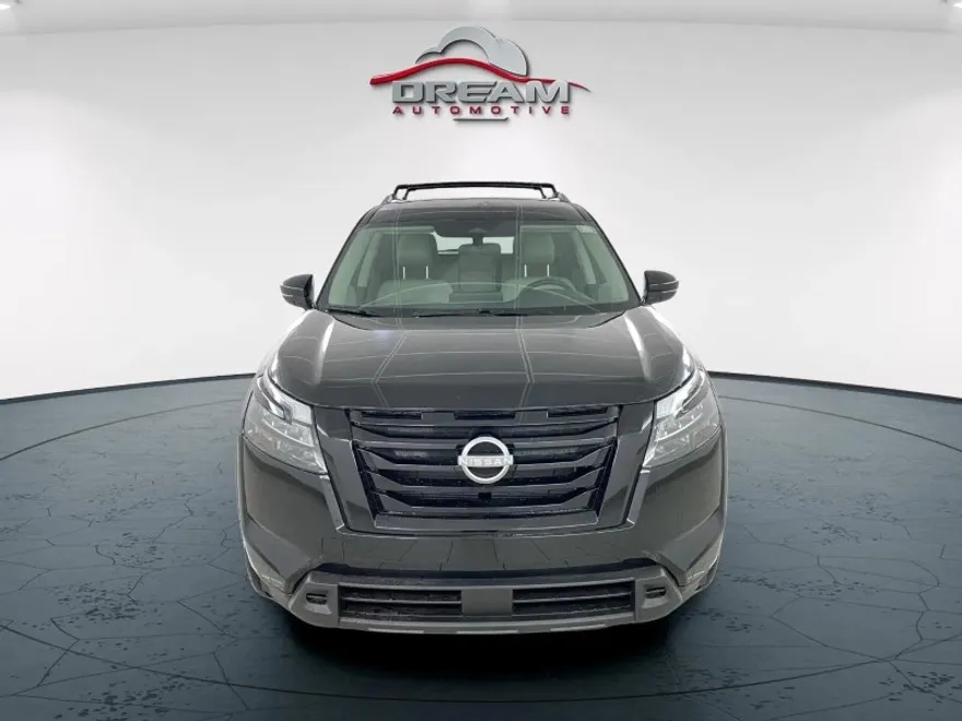 2025 Nissan Pathfinder SV photo 1
