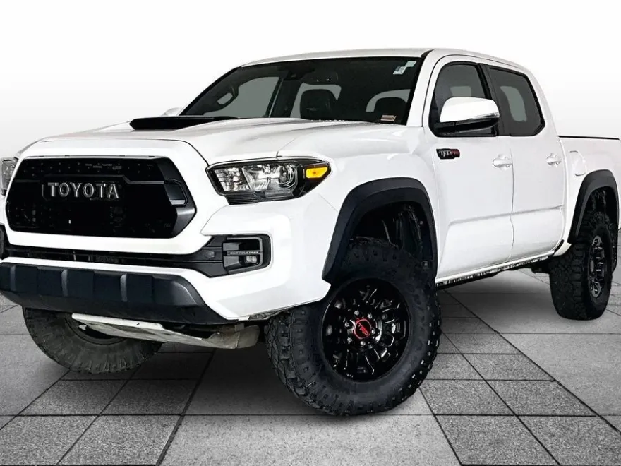 2018 Toyota Tacoma TRD Pro V6 photo 1