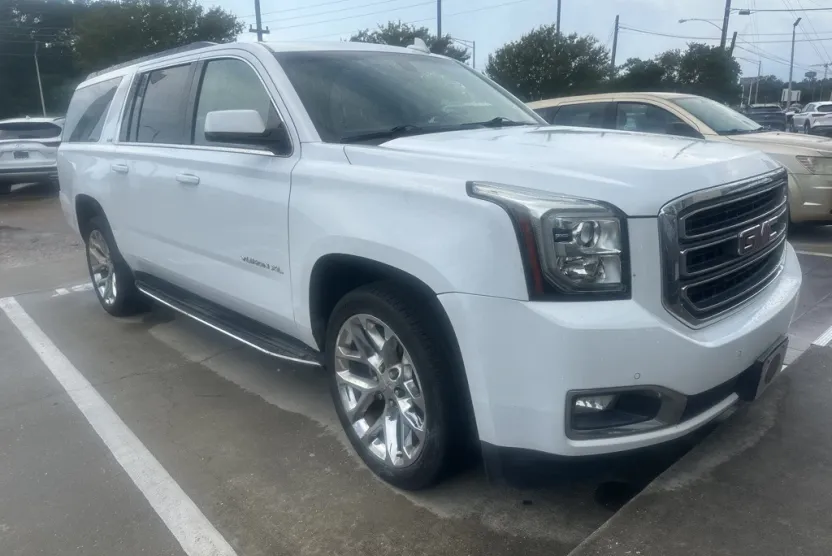 2018 Gmc Yukon XL SLE photo 1