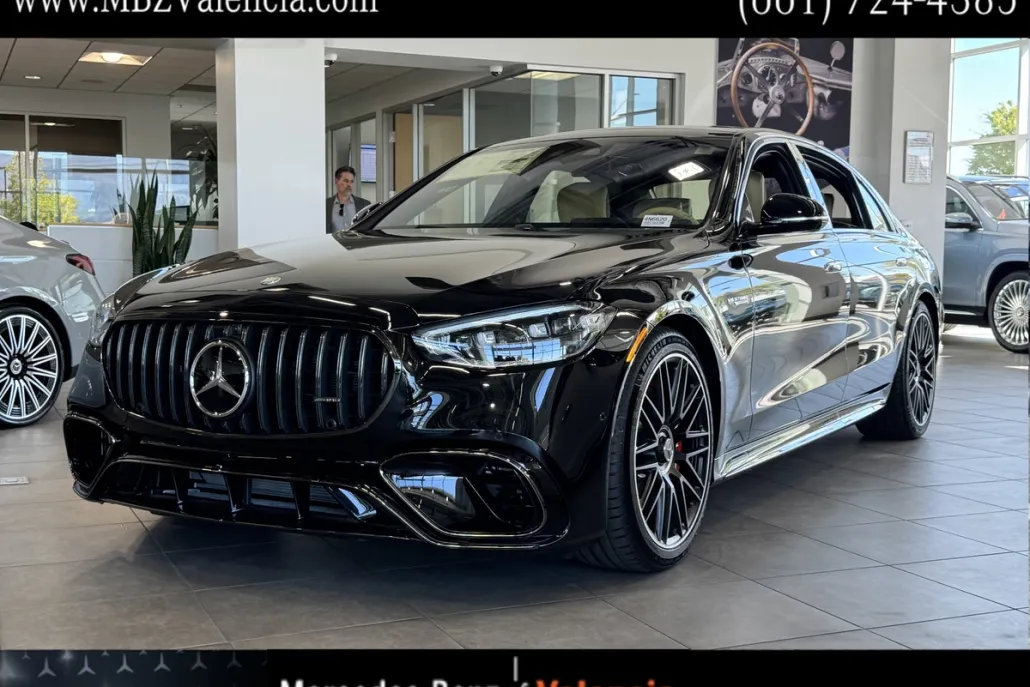 2026 Mercedes Benz S AMG 63 Plug-In Hybrid photo 1