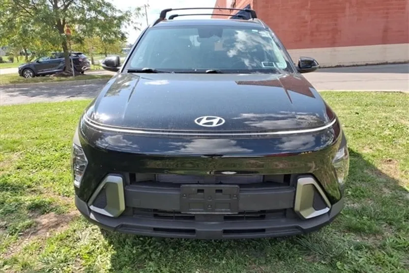 2024 Hyundai Kona SEL photo 1