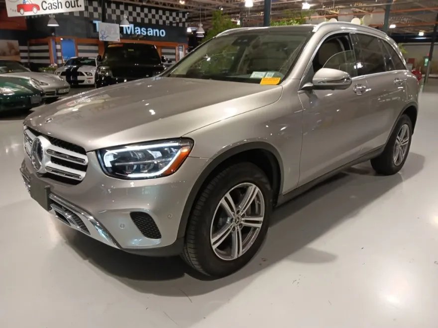 2022 Mercedes Benz GLC 300 4MATIC photo 1