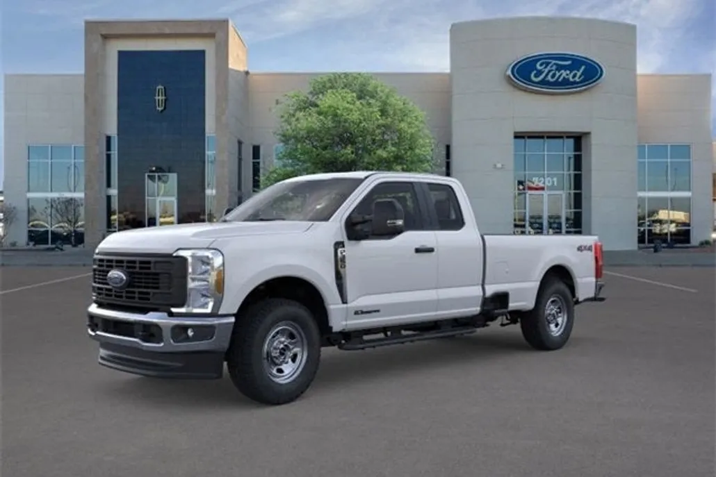 2025 Ford F-350 photo 1