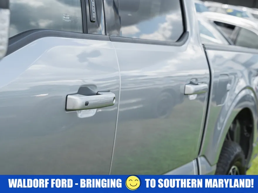 2023 Ford F-150 XLT photo 1