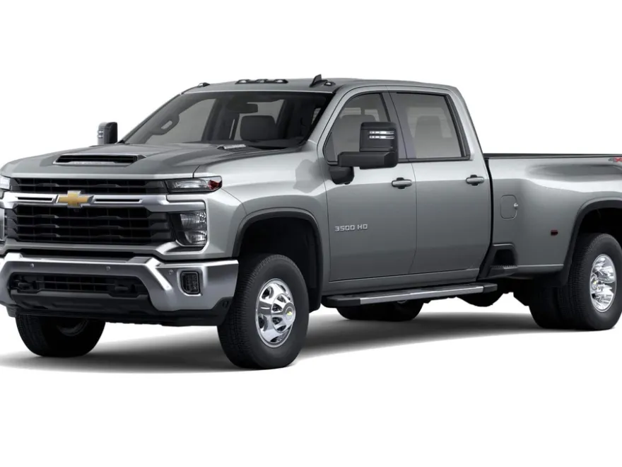 2026 Chevrolet Silverado 3500HD LT photo 1