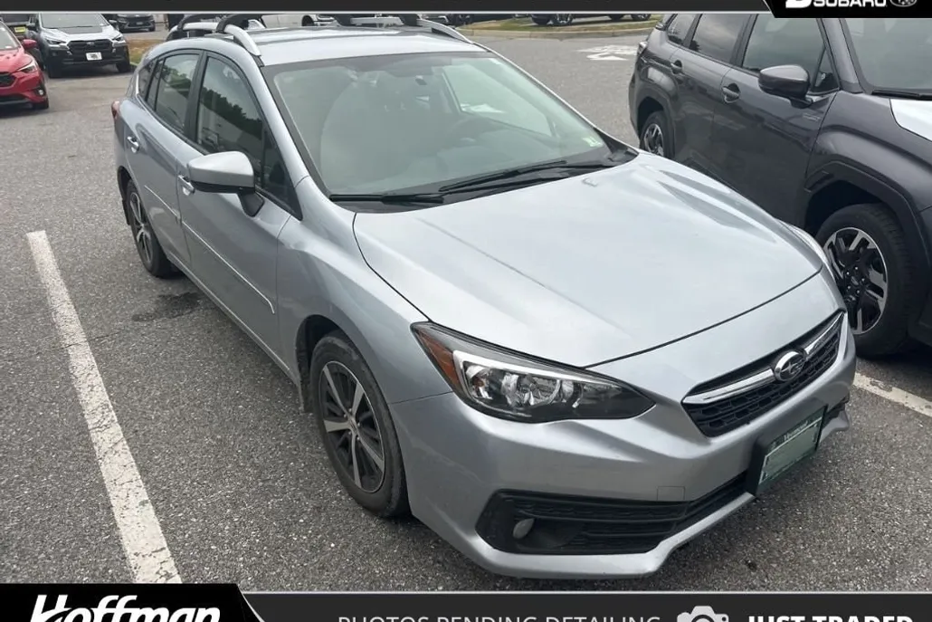 2022 Subaru Impreza Premium photo 1