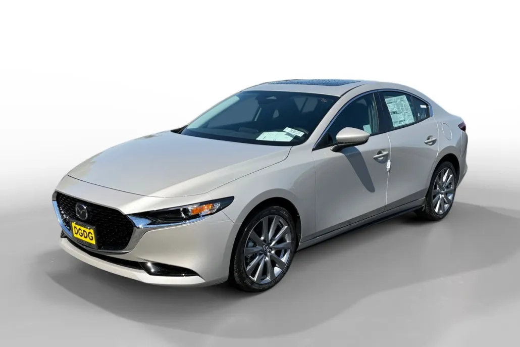 2025 Mazda Mazda3 2.5 s Preferred photo 1
