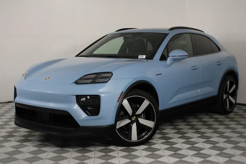 2024 Porsche Macan Electric 4 photo 1