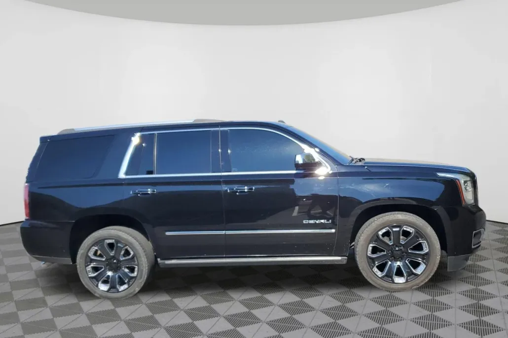 2019 Gmc Yukon Denali photo 1