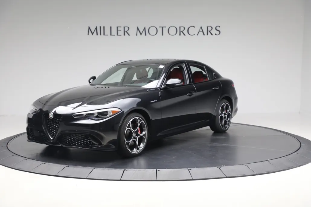 2025 Alfa Romeo Giulia SPRINT photo 1