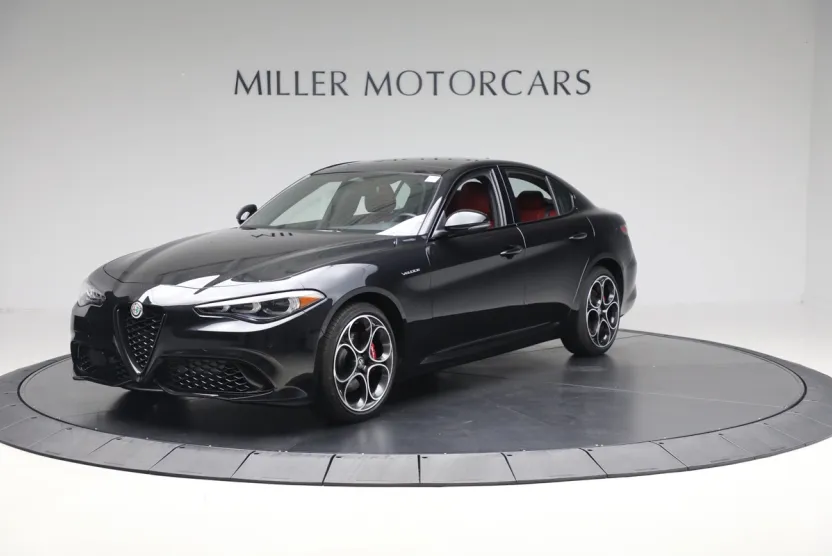 2025 Alfa Romeo Giulia SPRINT photo 1