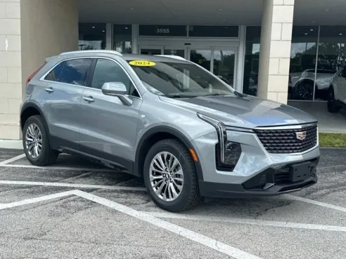 2024 Cadillac XT4 Premium Luxury photo 4