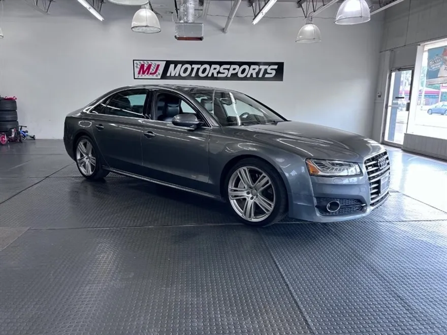2016 Audi A8 L 4.0T Quattro Sport photo 1