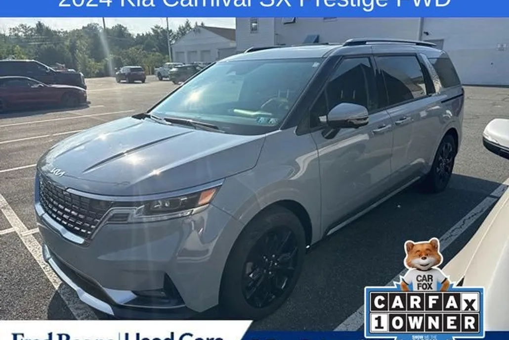 2024 Kia Carnival SX Prestige photo 1
