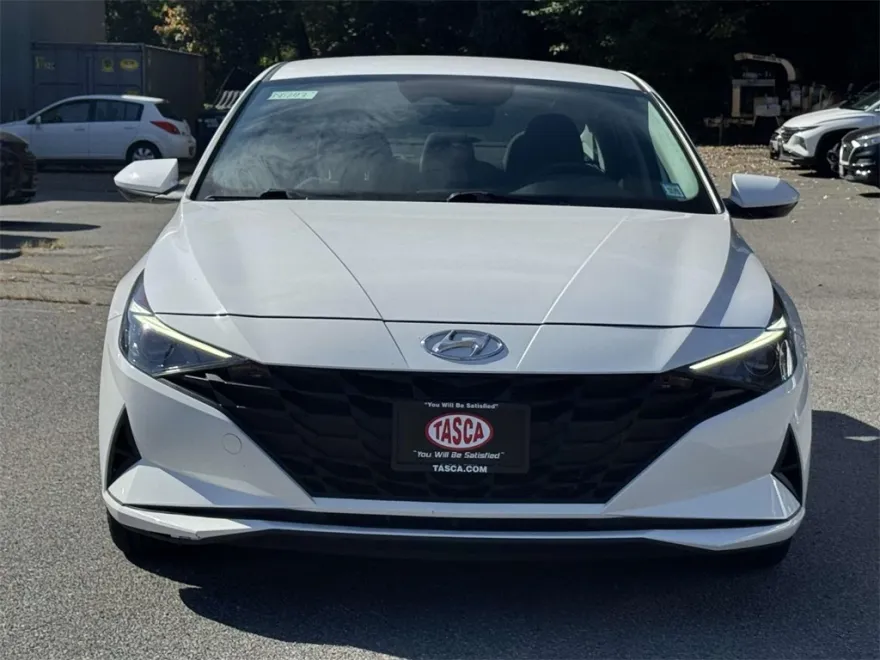 2022 Hyundai Elantra Hybrid Blue photo 1