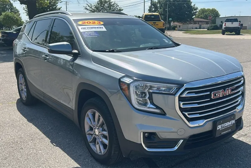 2023 Gmc Terrain SLT photo 1