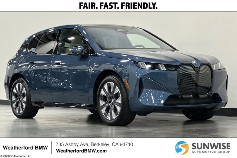 2026 Bmw iX photo 1