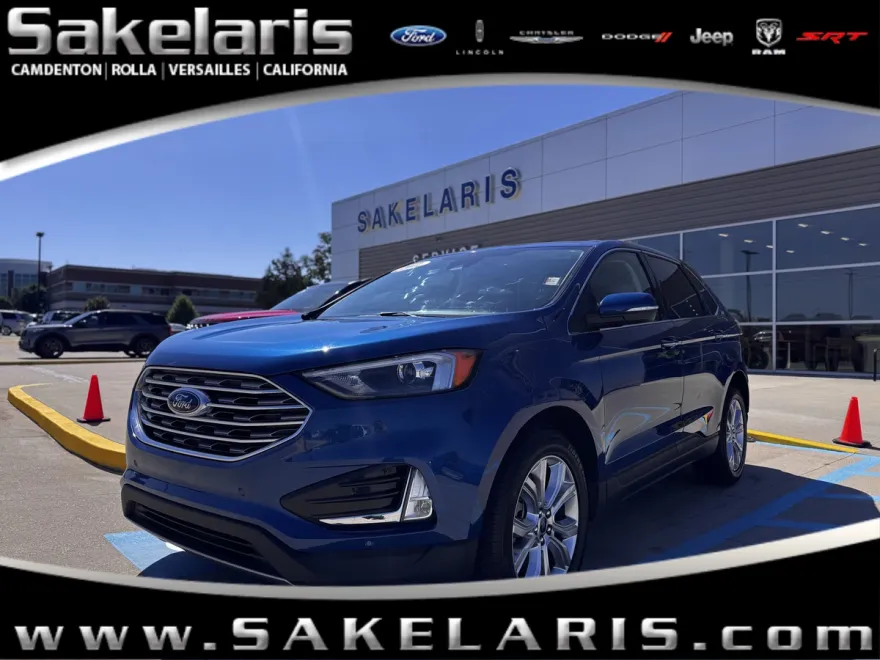 2022 Ford Edge Titanium photo 1