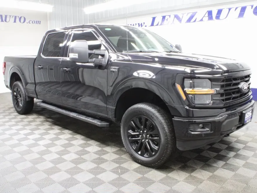 2024 Ford F-150 XLT photo 1