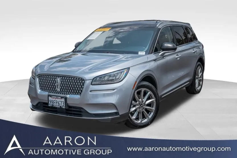 2022 Lincoln Corsair Standard photo 1