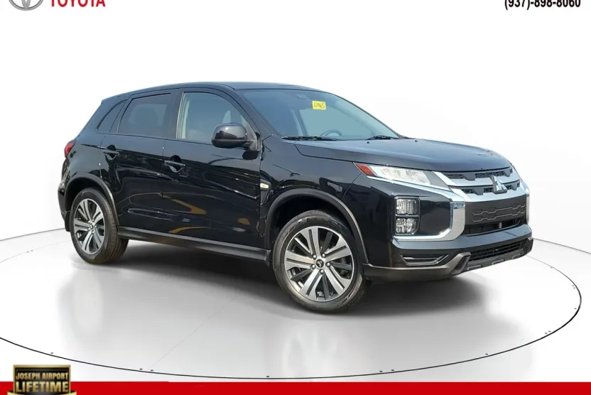2023 Mitsubishi Outlander Sport ES photo 1