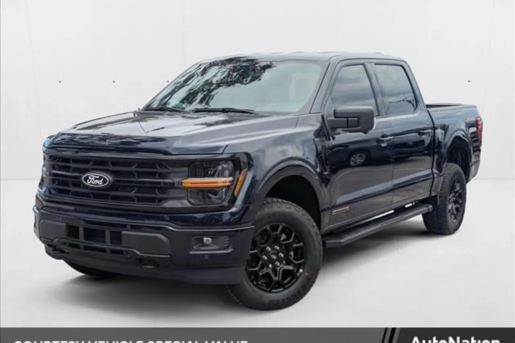 2025 Ford F-150 XLT photo 1