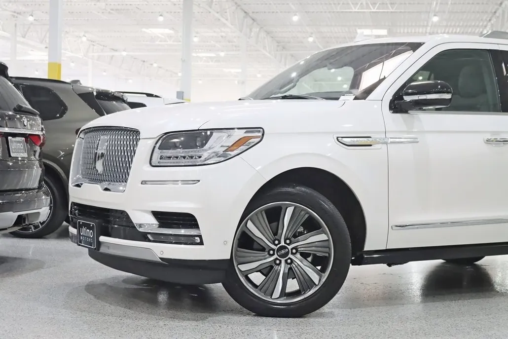 2019 Lincoln Navigator Reserve photo 1