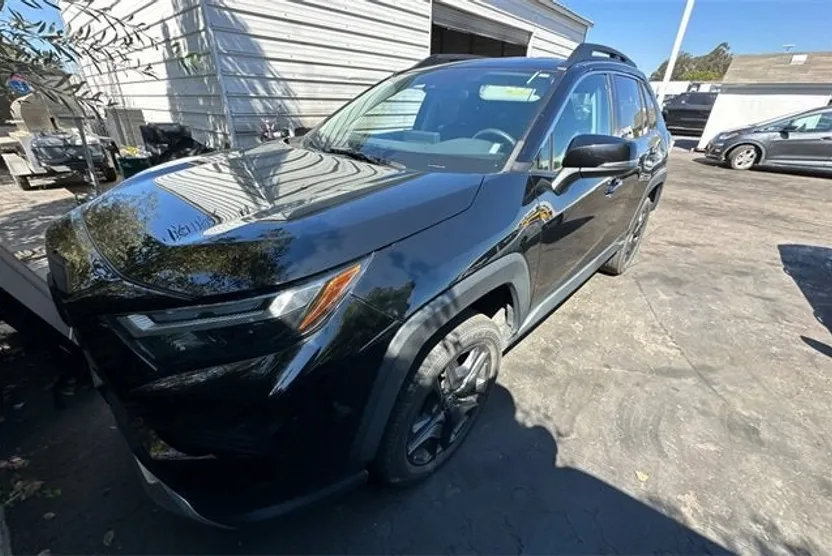 2022 Toyota RAV4 Adventure photo 1