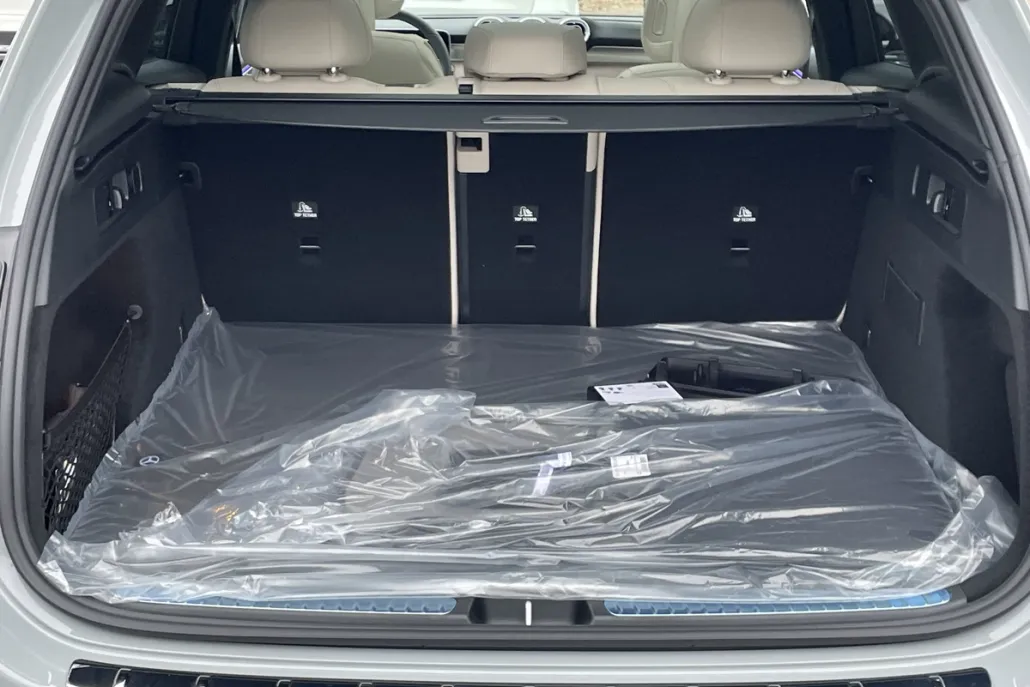 2026 Mercedes Benz GLC 300 photo 1