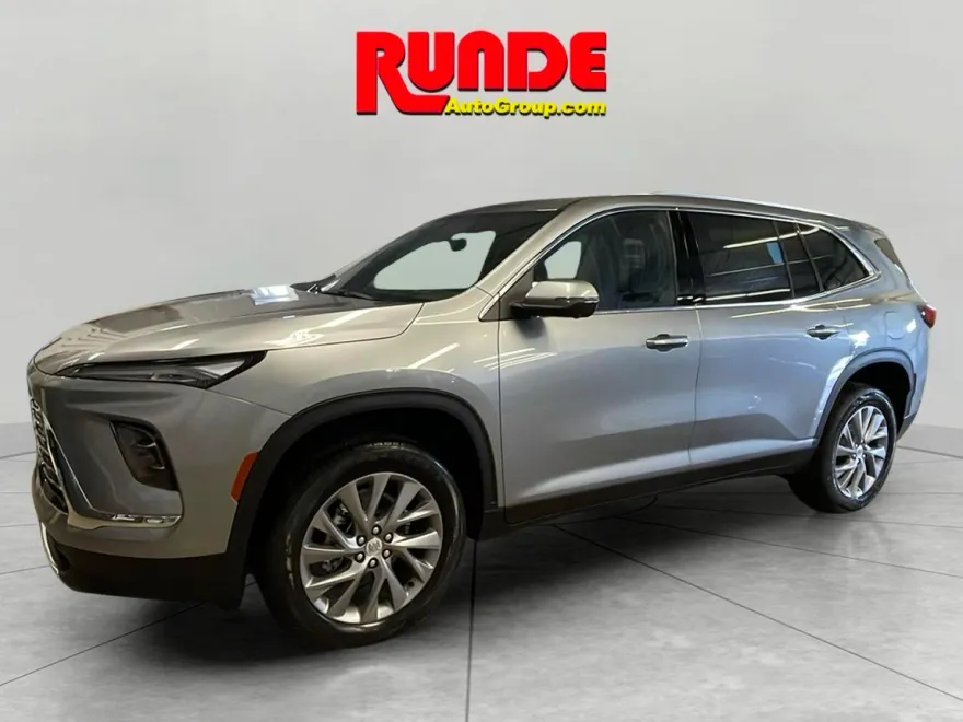 2026 Buick Enclave Preferred photo 1