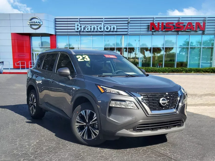 2023 Nissan Rogue SV photo 1