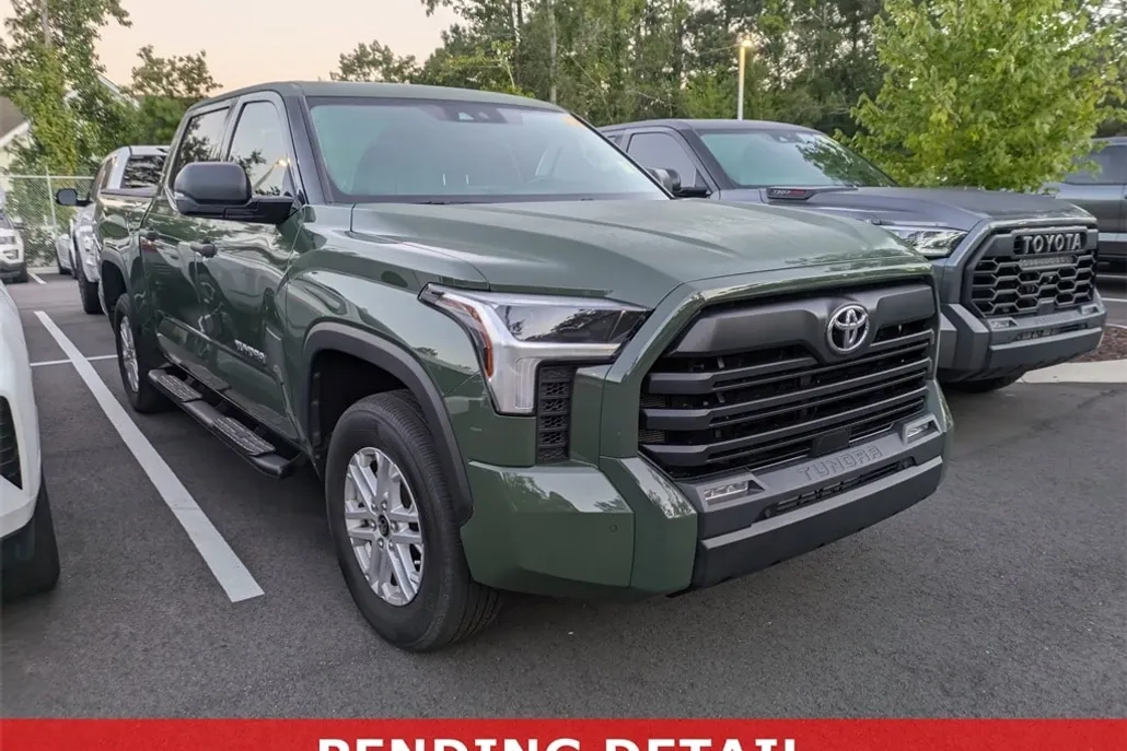 2022 Toyota Tundra SR5 photo 1