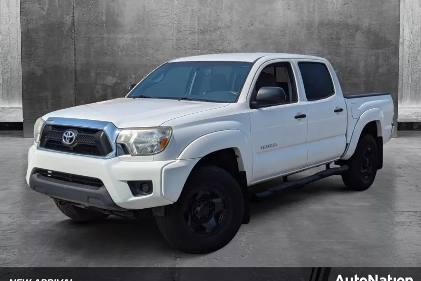 2013 Toyota Tacoma PreRunner photo 1