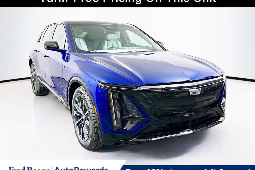 2025 Cadillac Lyriq Sport photo 1