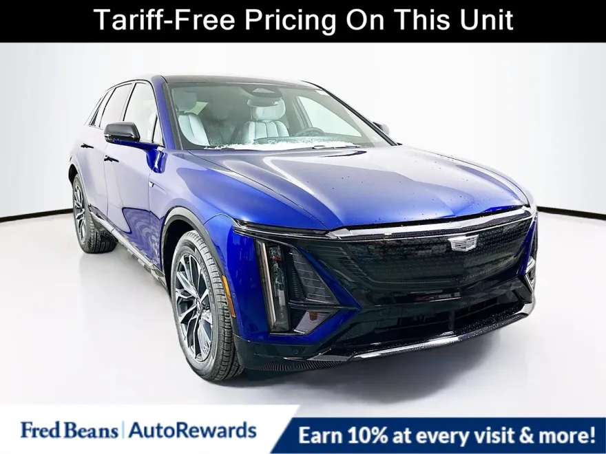 2025 Cadillac Lyriq Sport photo 1