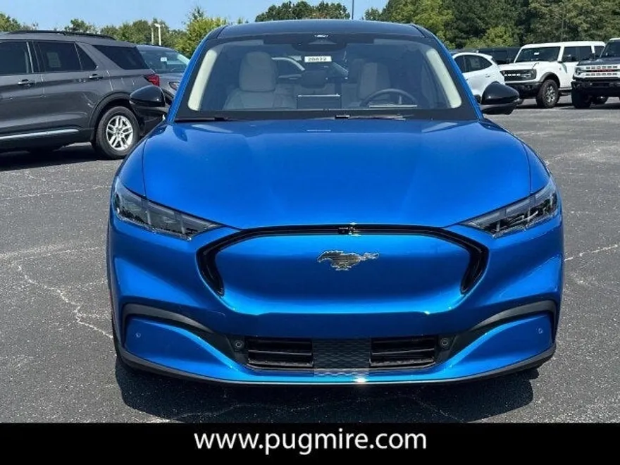 2025 Ford Mustang Mach-E Premium photo 1