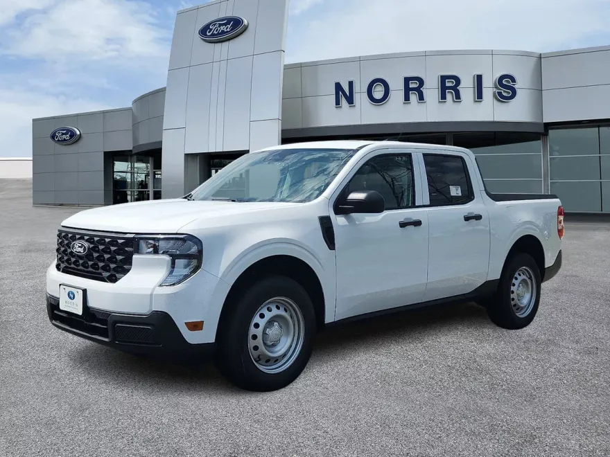 2025 Ford Maverick XL photo 1