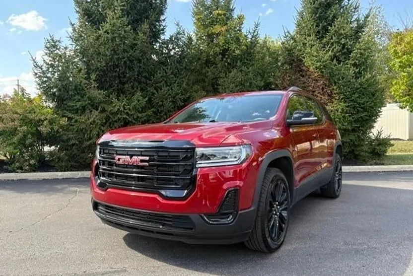 2023 Gmc Acadia SLE photo 1