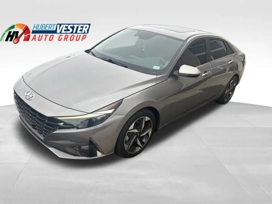 2023 Hyundai Elantra Limited photo 1