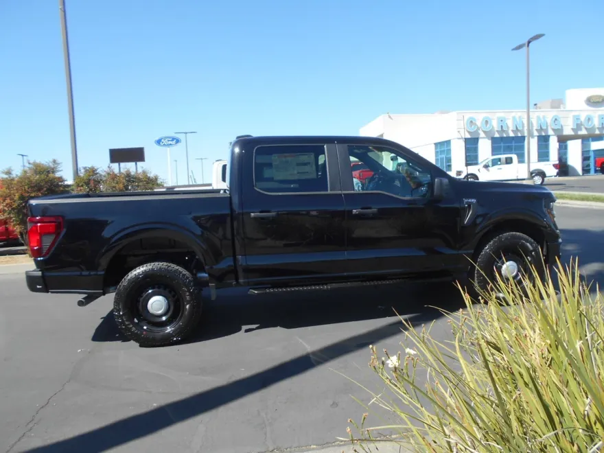2025 Ford F-150 photo 1
