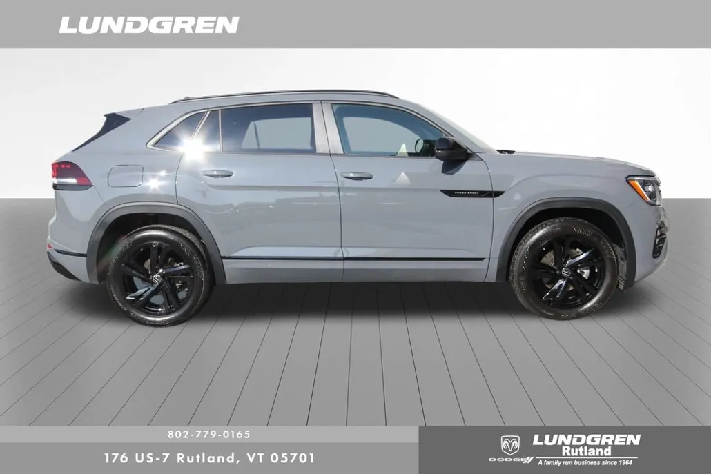 2025 Volkswagen Atlas Cross Sport SEL R-Line photo 1