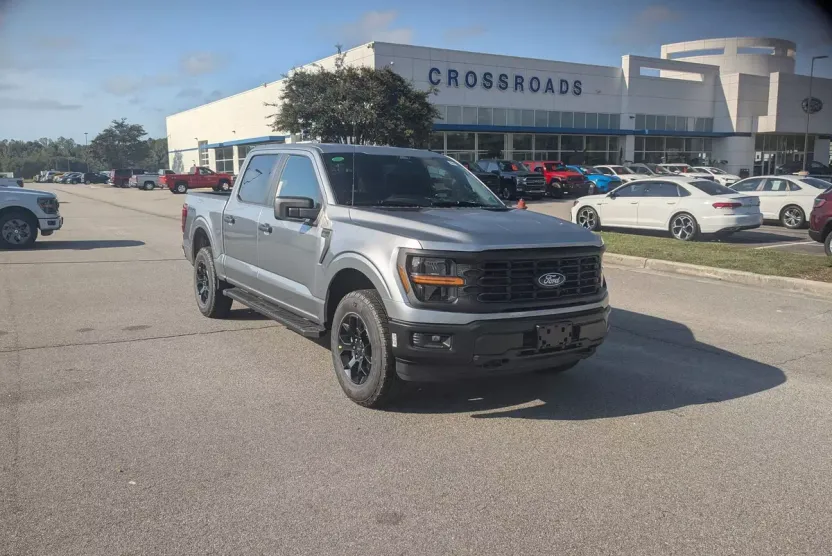 2025 Ford F-150 STX photo 1