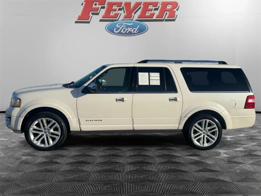 2016 Ford Expedition EL Platinum photo 1