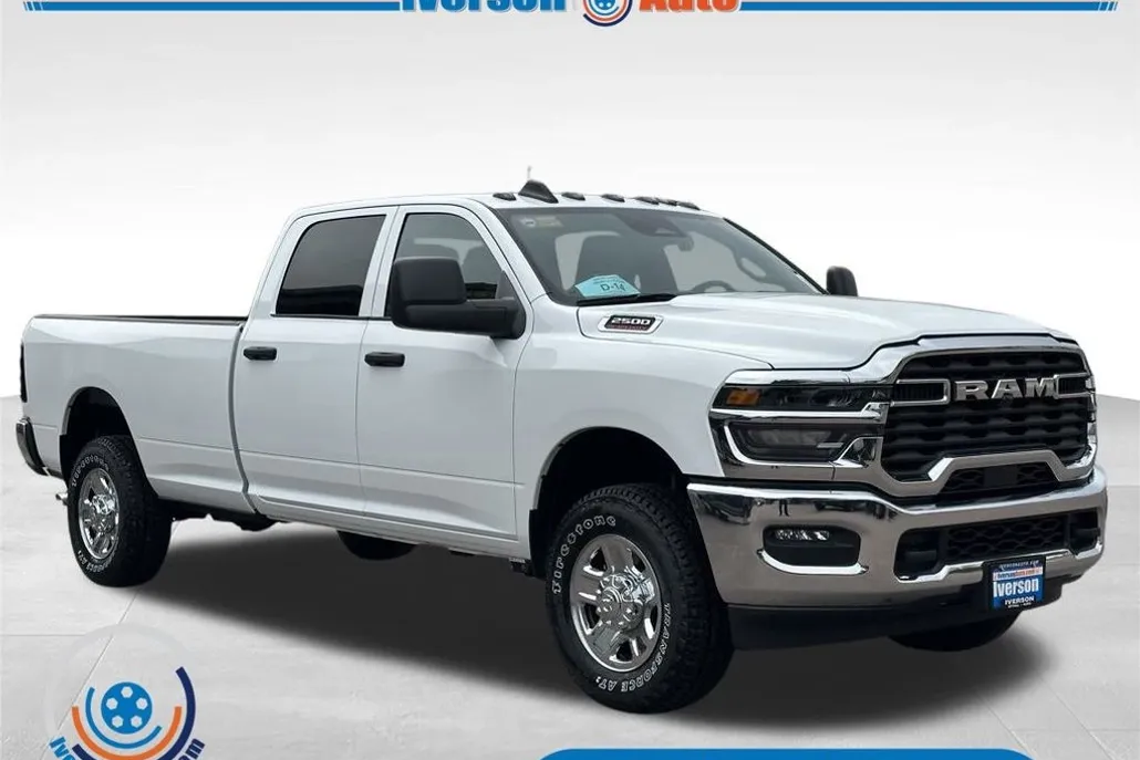 2025 Ram 2500 Tradesman photo 1