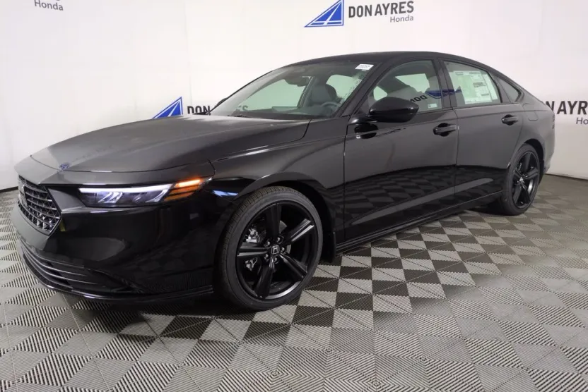 2025 Honda Accord Hybrid Sport-L photo 1