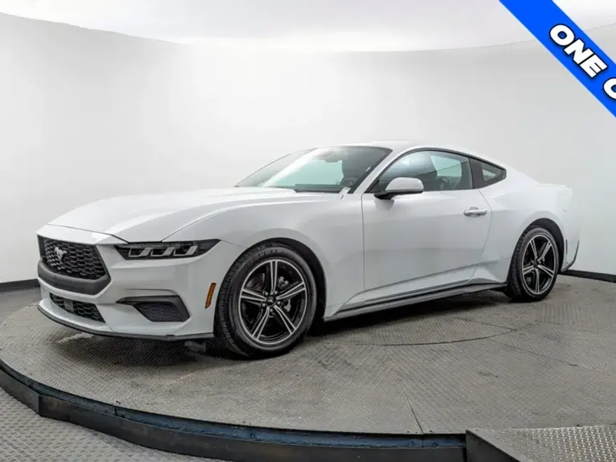 2024 Ford Mustang EcoBoost Premium photo 1