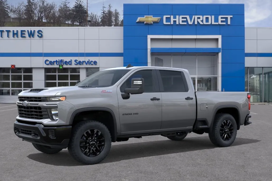 2026 Chevrolet Silverado 2500HD Custom photo 1