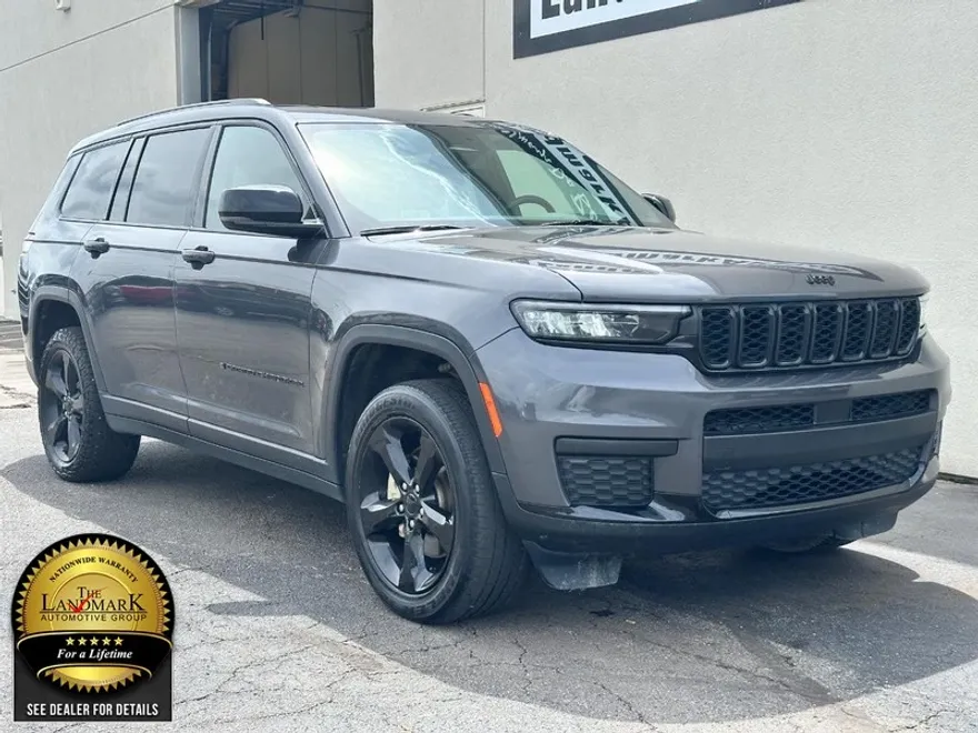2022 Jeep Grand Cherokee Altitude photo 1