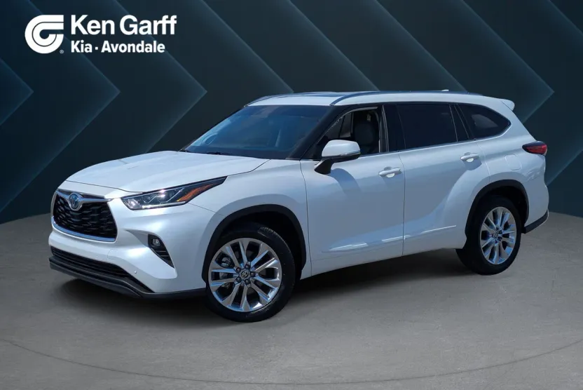 2022 Toyota Highlander Hybrid Limited photo 1