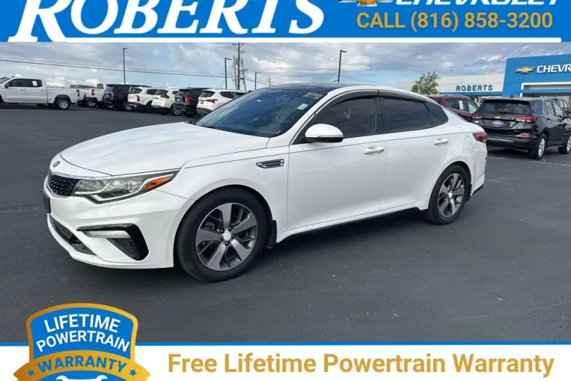 2019 Kia Optima S photo 1